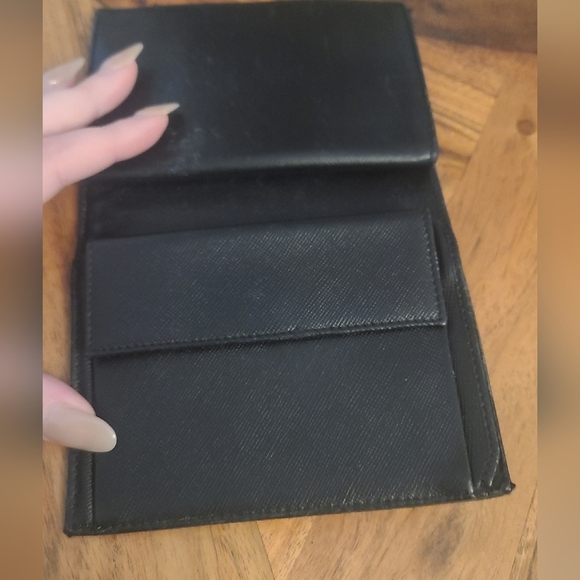 Prada Nylon and Saffiano Leather Black wallet with silver hardware authentic - Picture 5 of 11